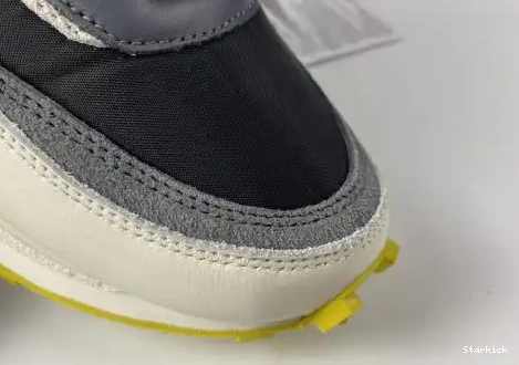 Nike Waffle Bright sacai Black Undercover DJ4877-001 Citron LD 0611